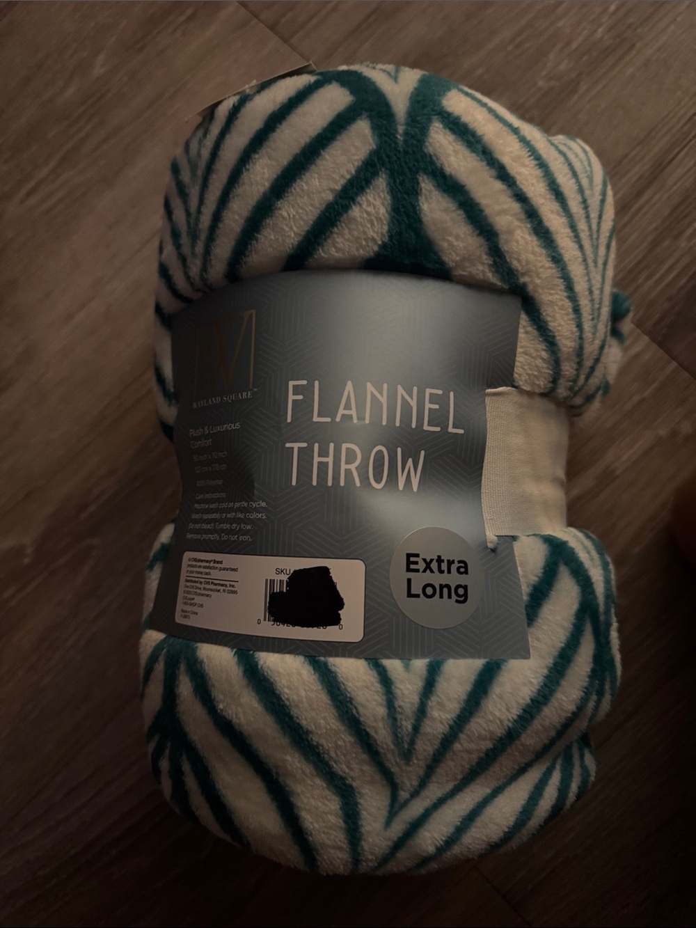 Flannel Throw Blanket - Teal and White Extra Long